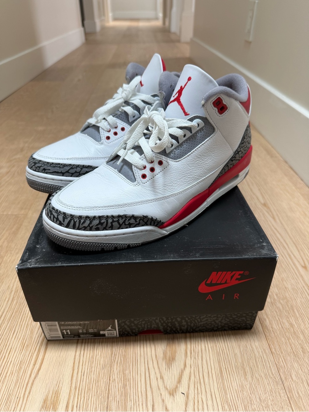 Nike Men’s Air Jordan 3 Retro White / Fire Red - Black - Size 11